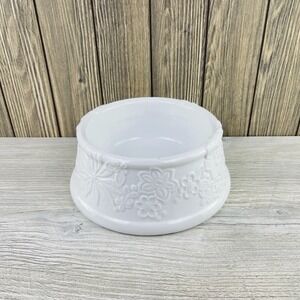 Oscar De La Renta White Floral Ceramic Porcelain Pet Bowl 7 Inch Diameter